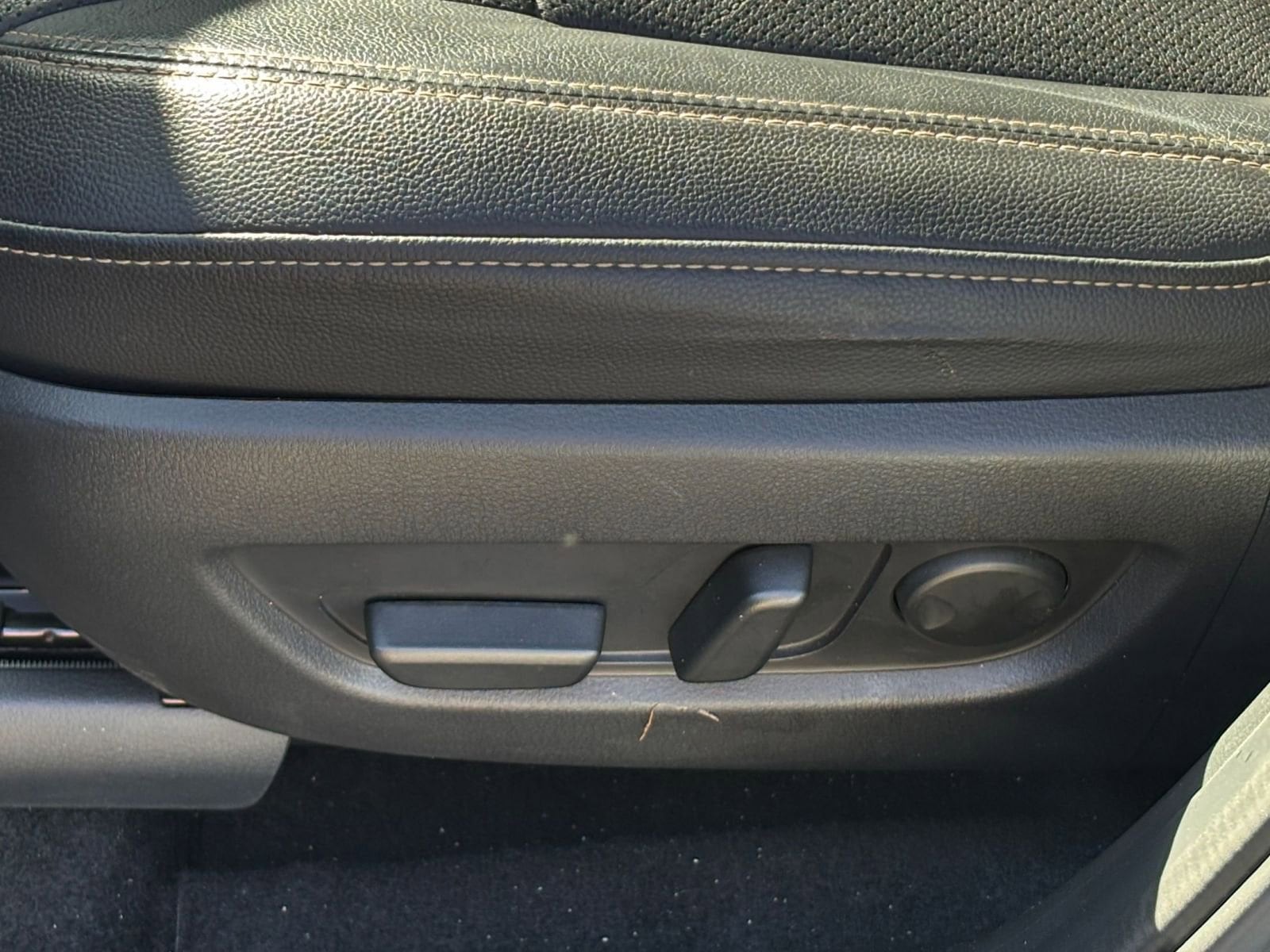 Thumbnail: 2025 Mazda CX-90 - 24