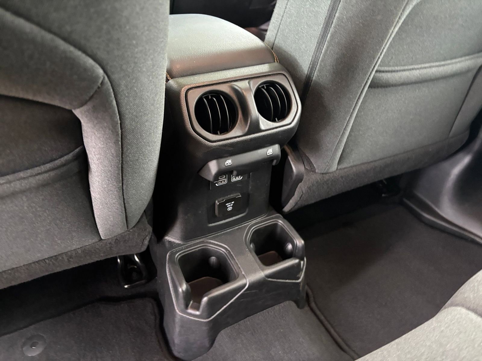 Thumbnail: 2025 Jeep Wrangler - 24