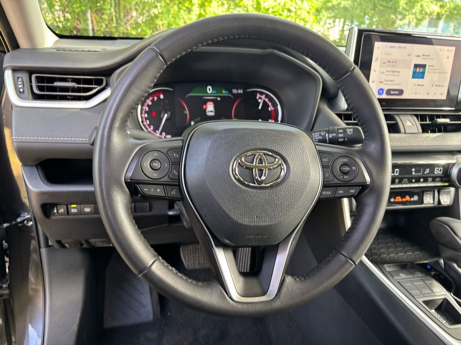 Thumbnail: 2024 Toyota RAV4 - 28