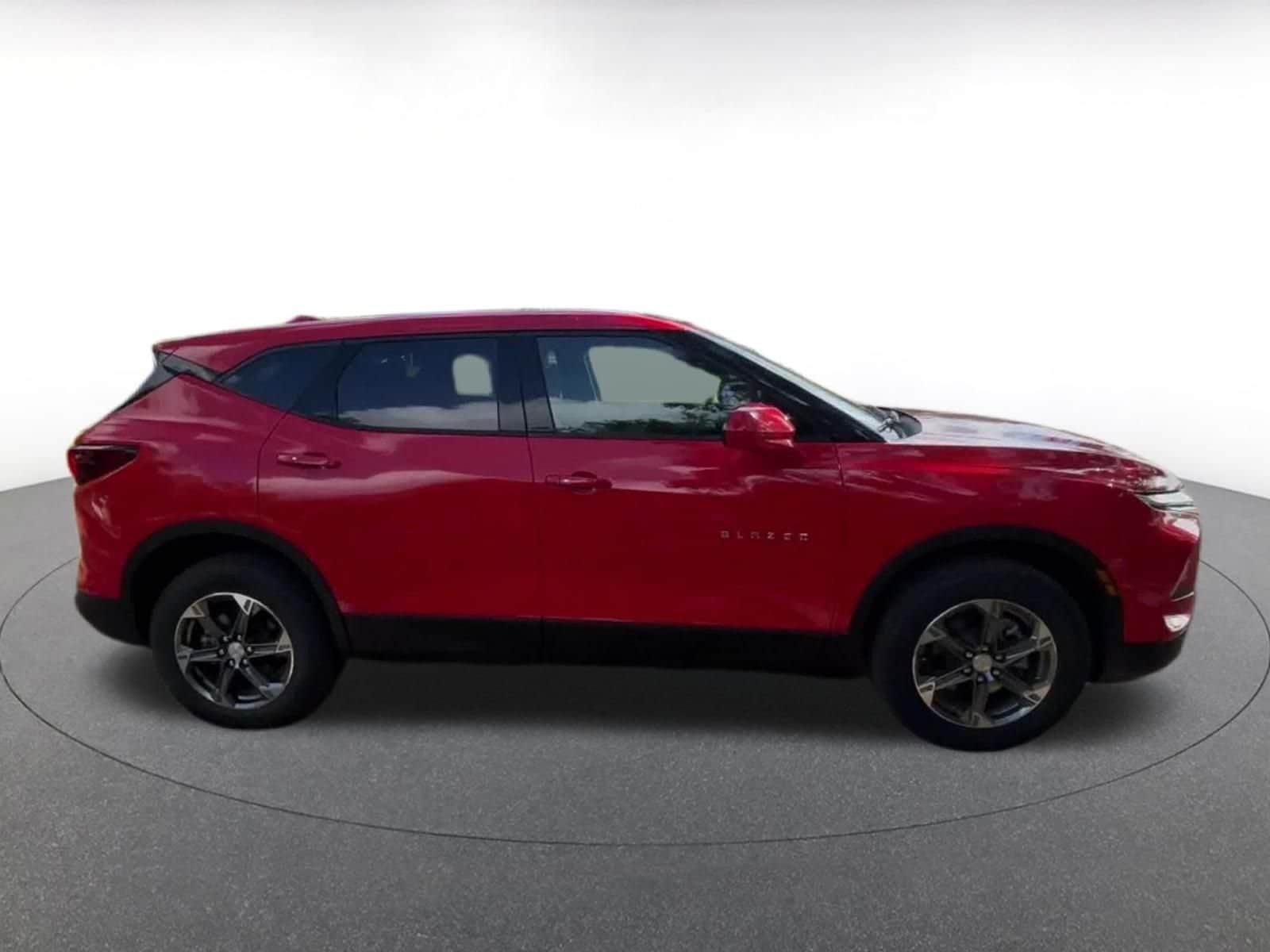 Thumbnail: 2025 Chevrolet Blazer - 16