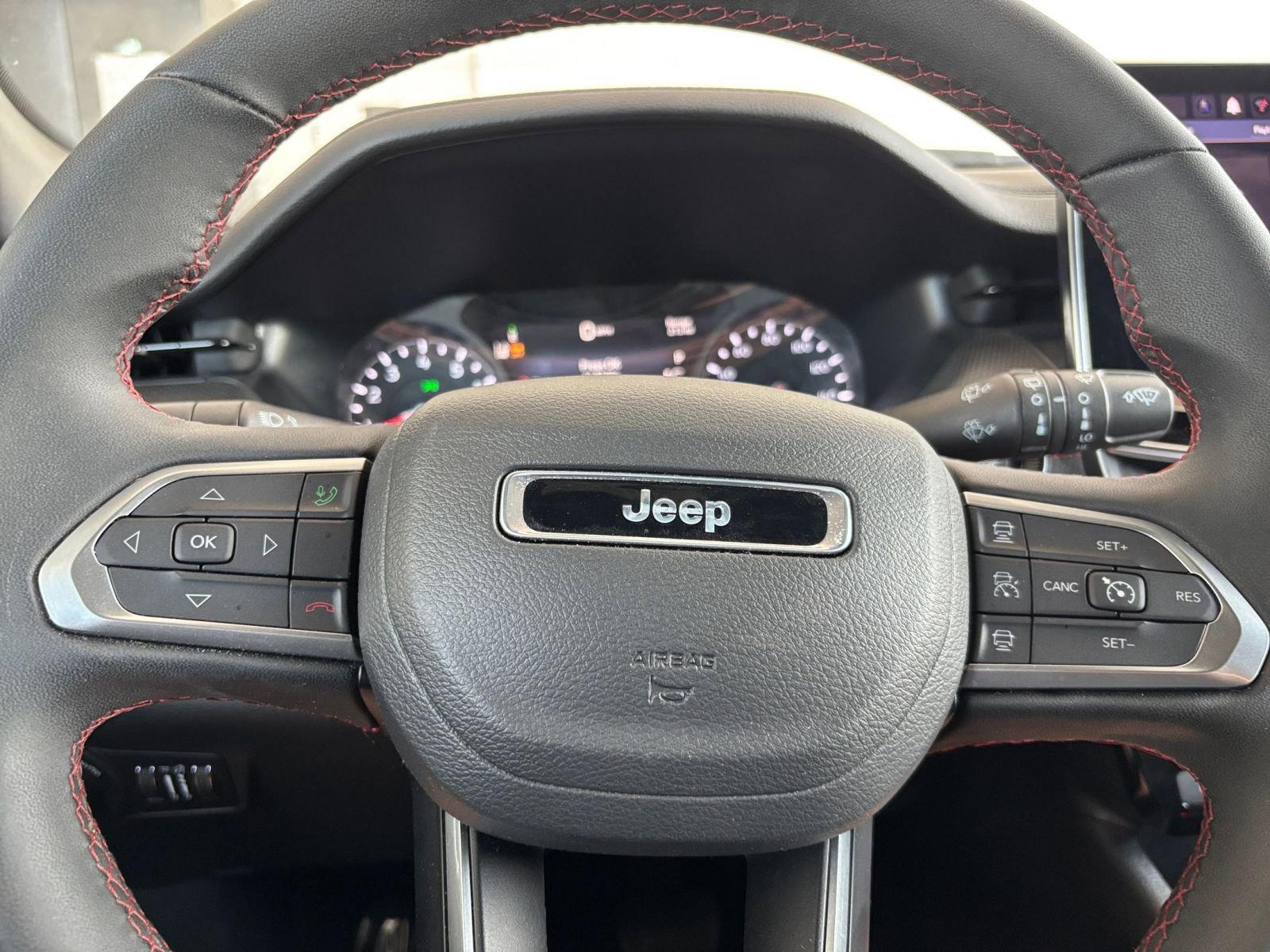 Thumbnail: 2025 Jeep Compass - 28
