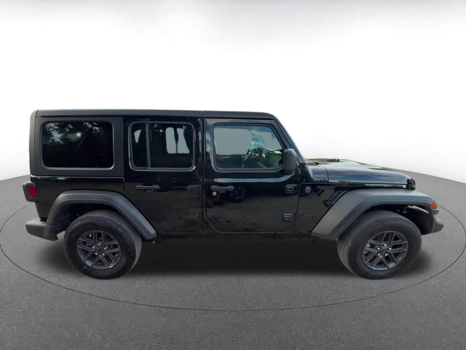 Thumbnail: 2025 Jeep Wrangler - 16