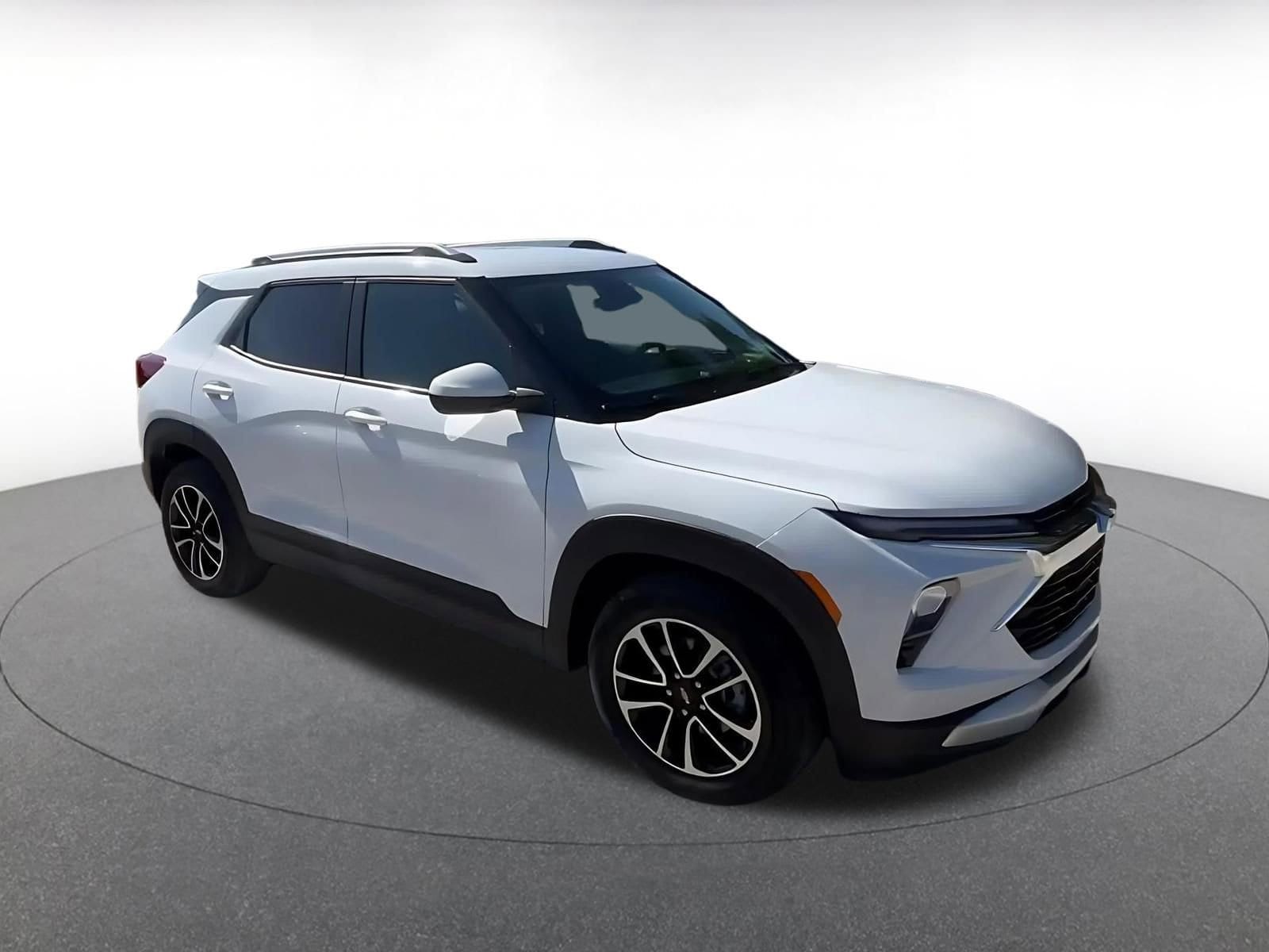 Thumbnail: 2025 Chevrolet TrailBlazer - 2