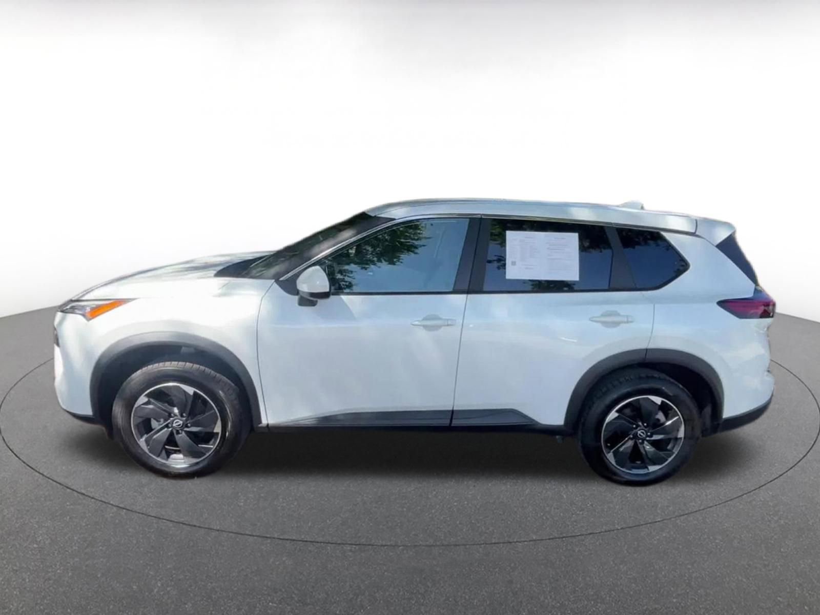 Thumbnail: 2025 Nissan Rogue - 9