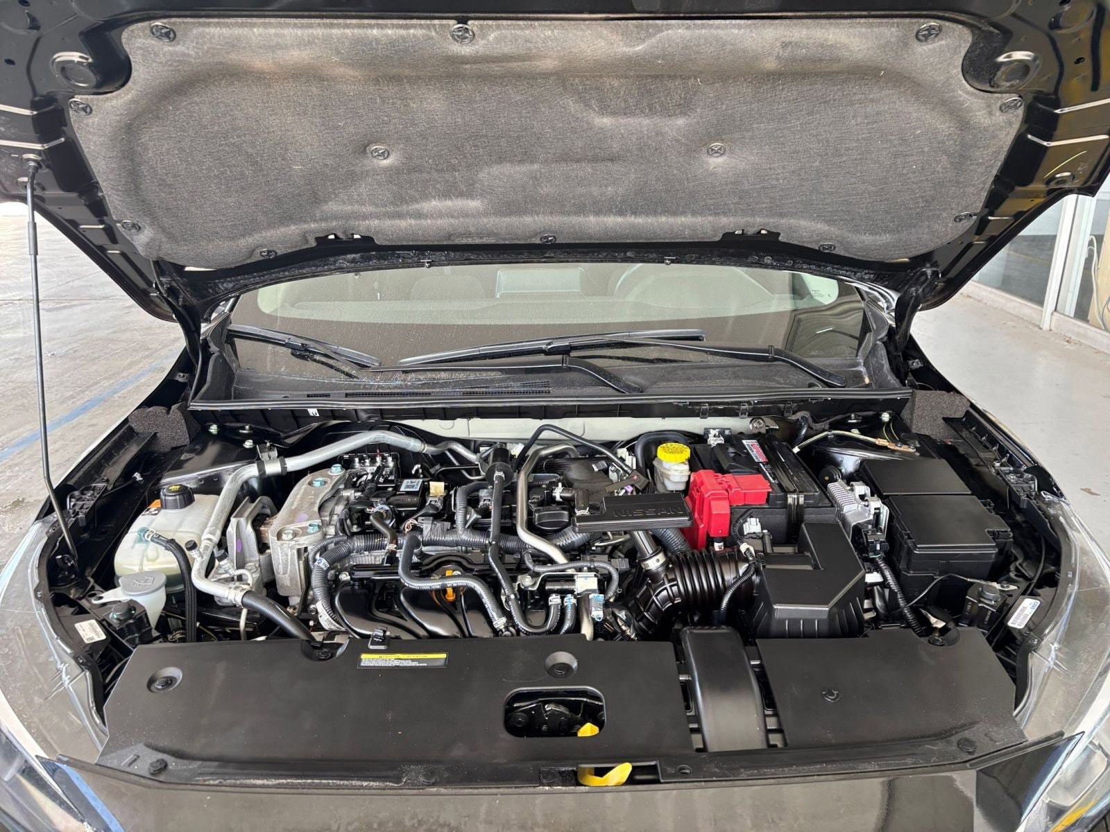 Thumbnail: 2025 Nissan Sentra - 32