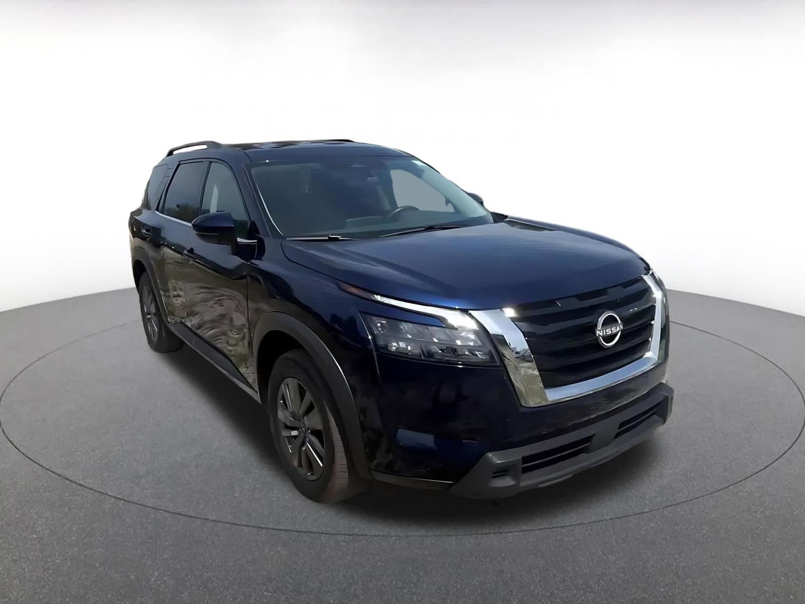Thumbnail: 2025 Nissan Pathfinder - 3