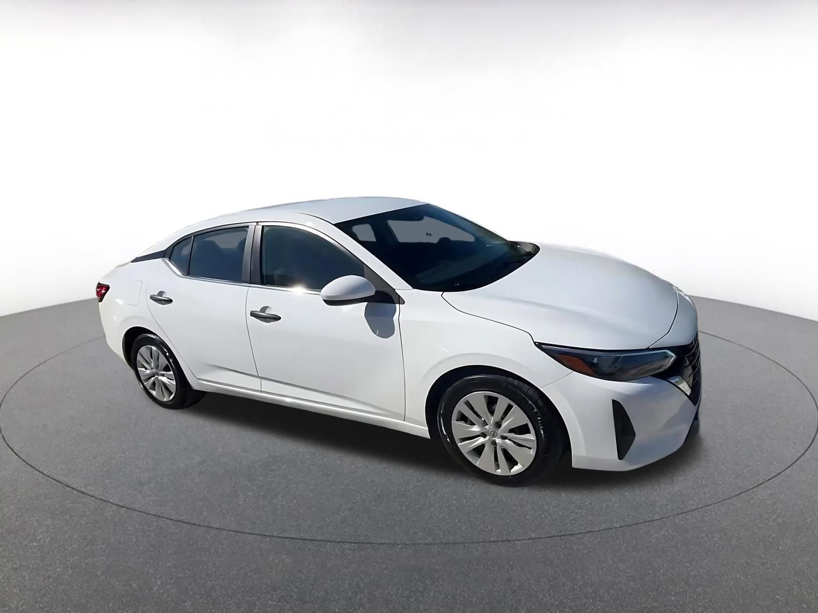 Thumbnail: 2025 Nissan Sentra - 2