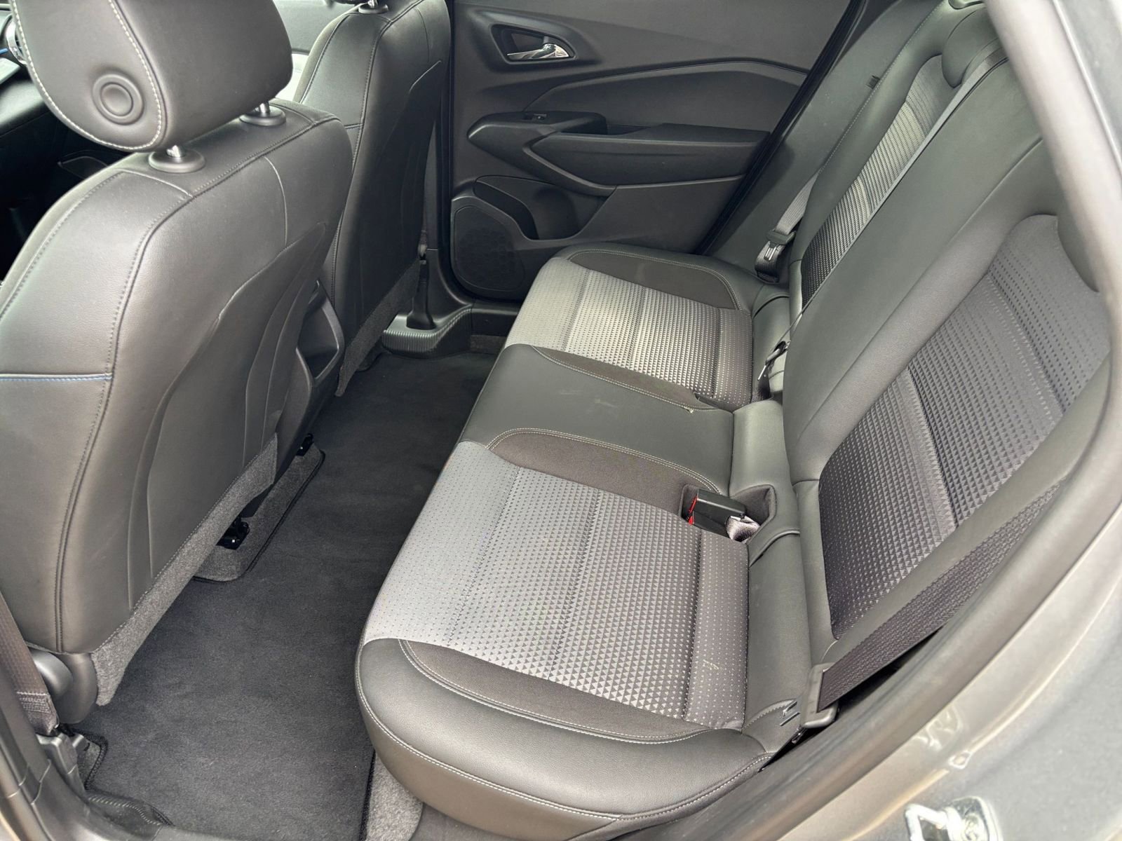 Thumbnail: 2025 Chevrolet Trax - 27