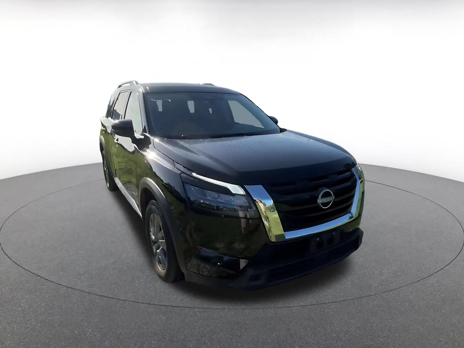 Thumbnail: 2025 Nissan Pathfinder - 3