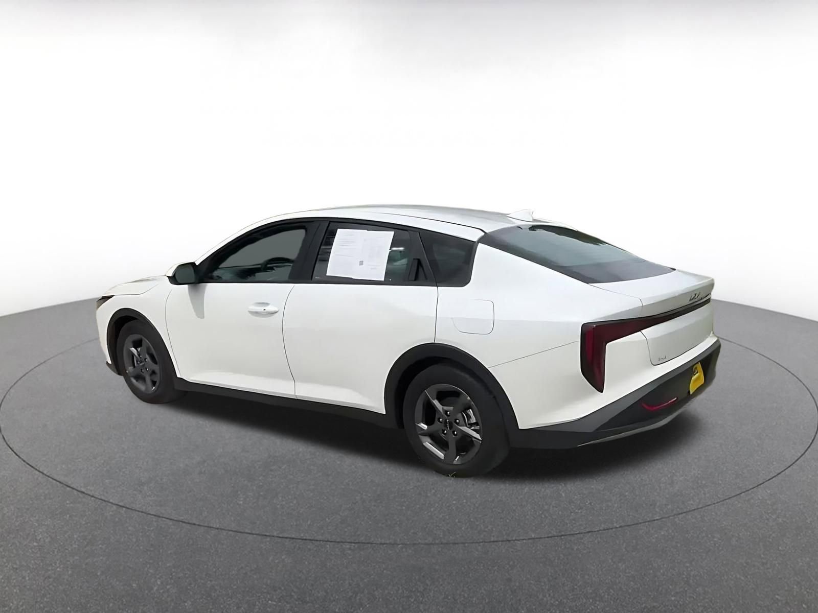 Thumbnail: 2025 Kia K4 - 11