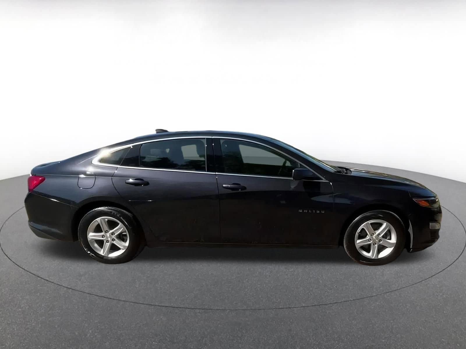 2023 Chevrolet Malibu LT 12