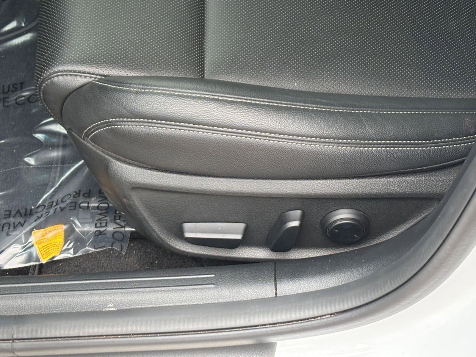 Thumbnail: 2025 Genesis G70 - 24