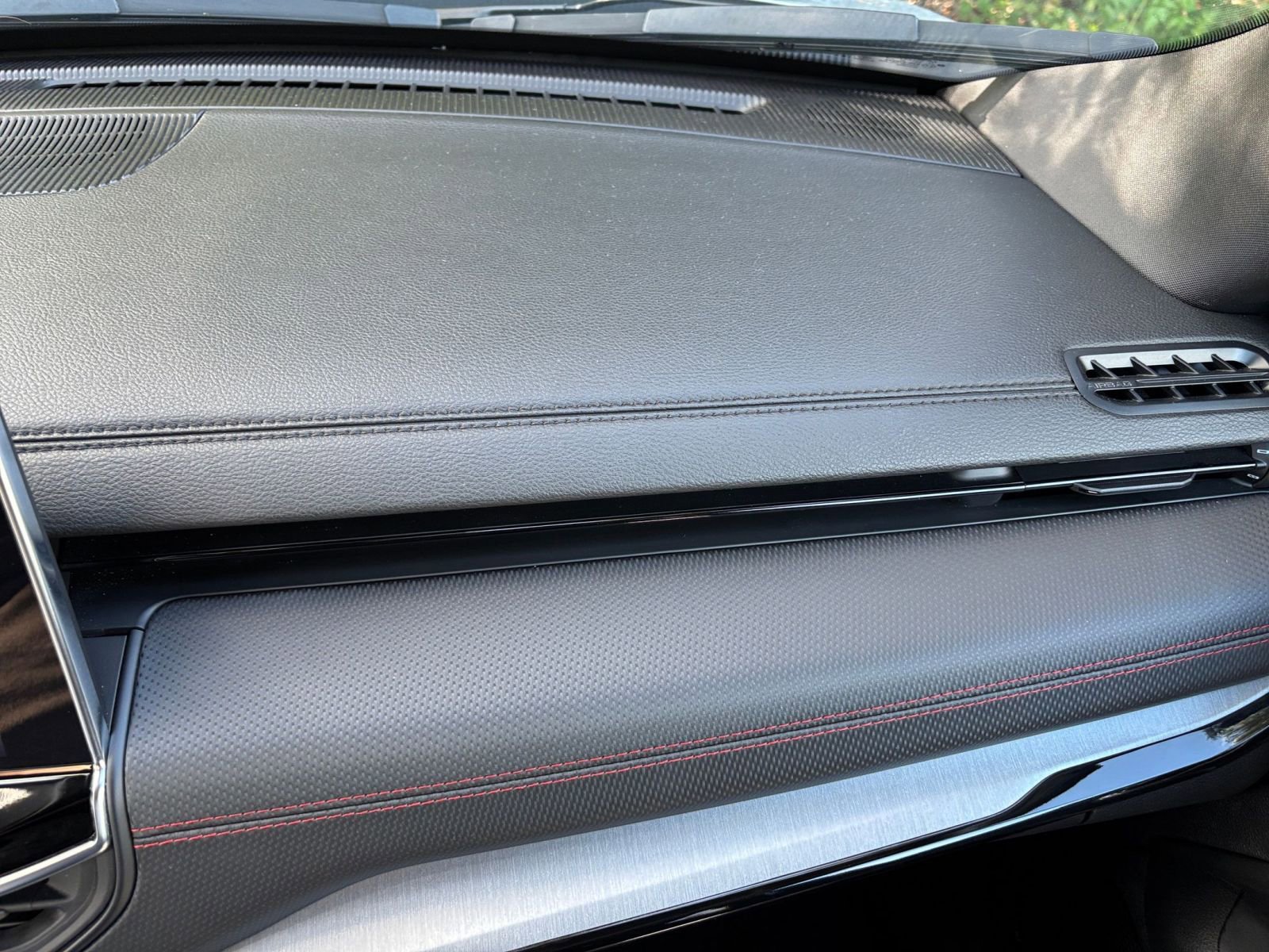 Thumbnail: 2025 Jeep Compass - 35