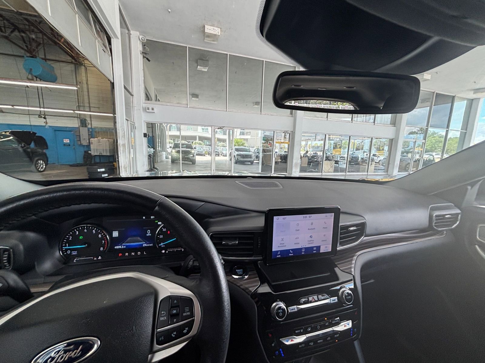 Thumbnail: 2023 Ford Explorer - 33