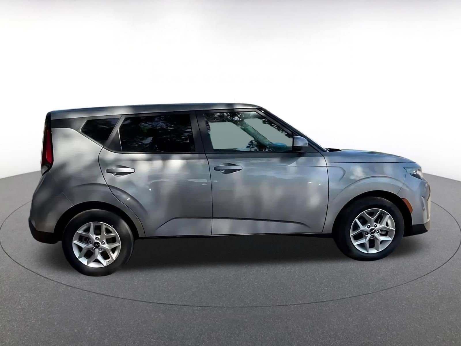 Thumbnail: 2025 Kia Soul - 16