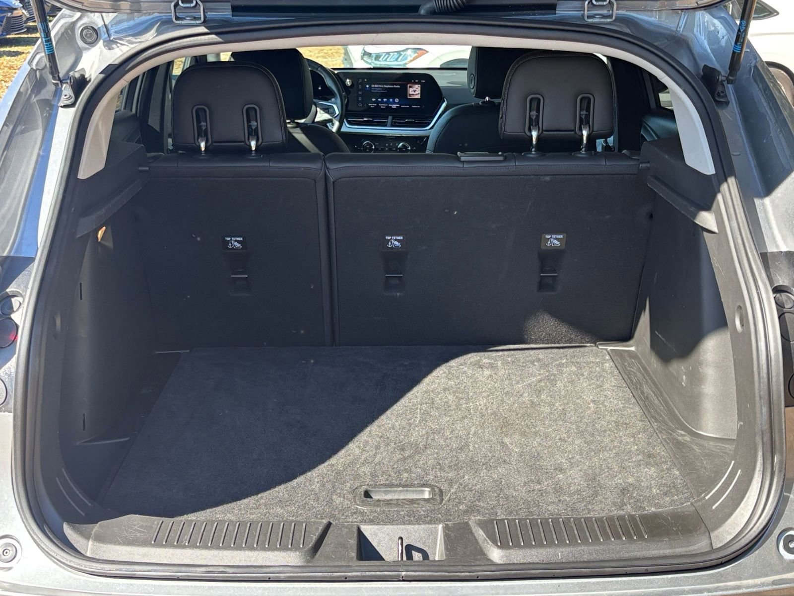 Thumbnail: 2025 Chevrolet Trax - 32