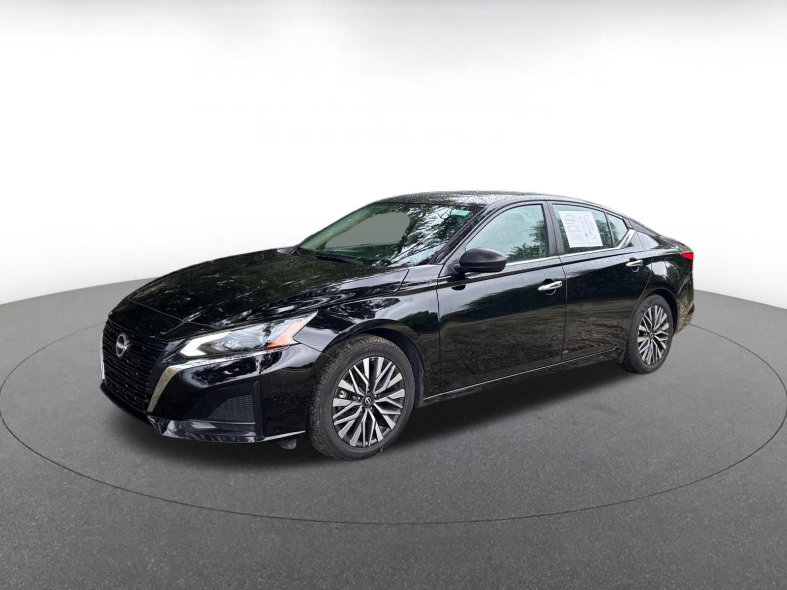 Thumbnail: 2025 Nissan Altima - 4