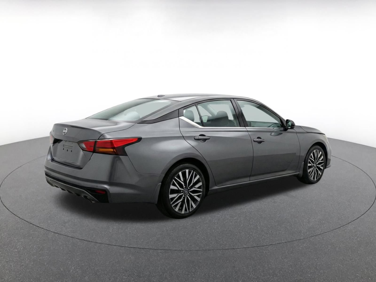 Thumbnail: 2025 Nissan Altima - 11