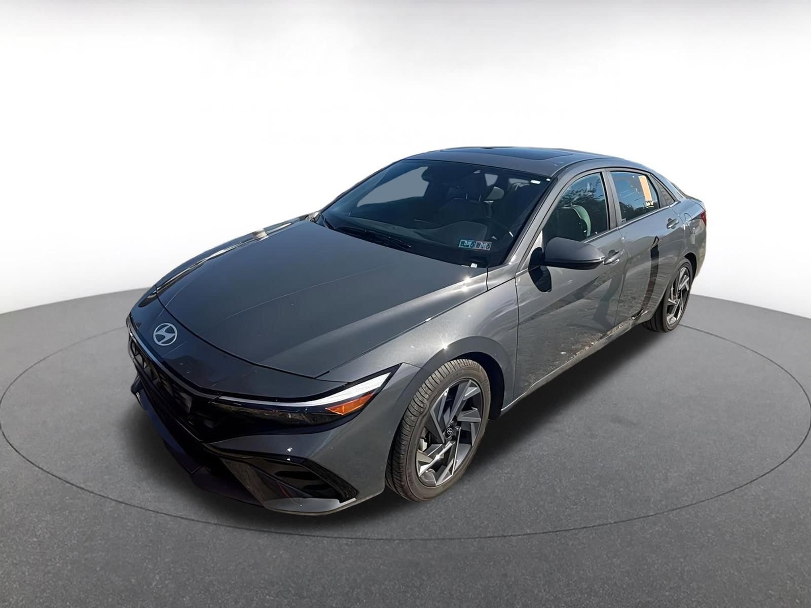 Thumbnail: 2025 Hyundai Elantra - 3