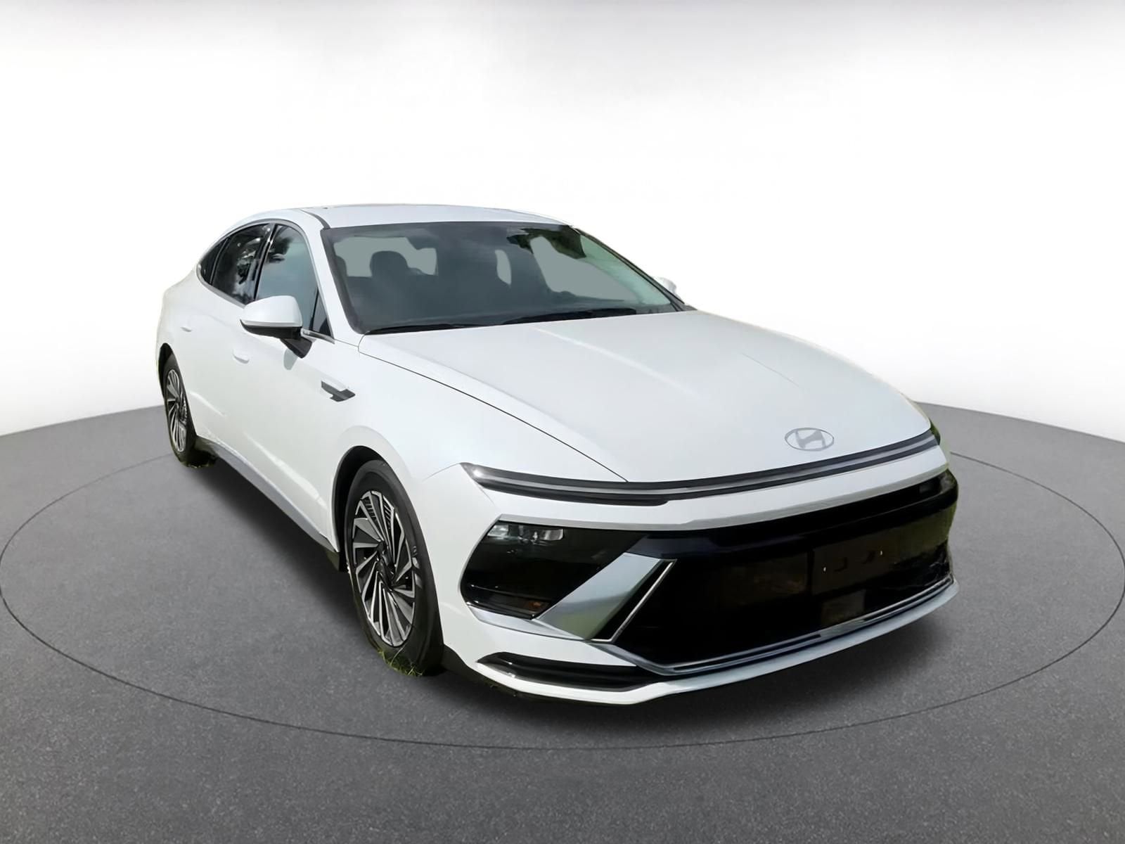 Thumbnail: 2024 Hyundai Sonata - 3