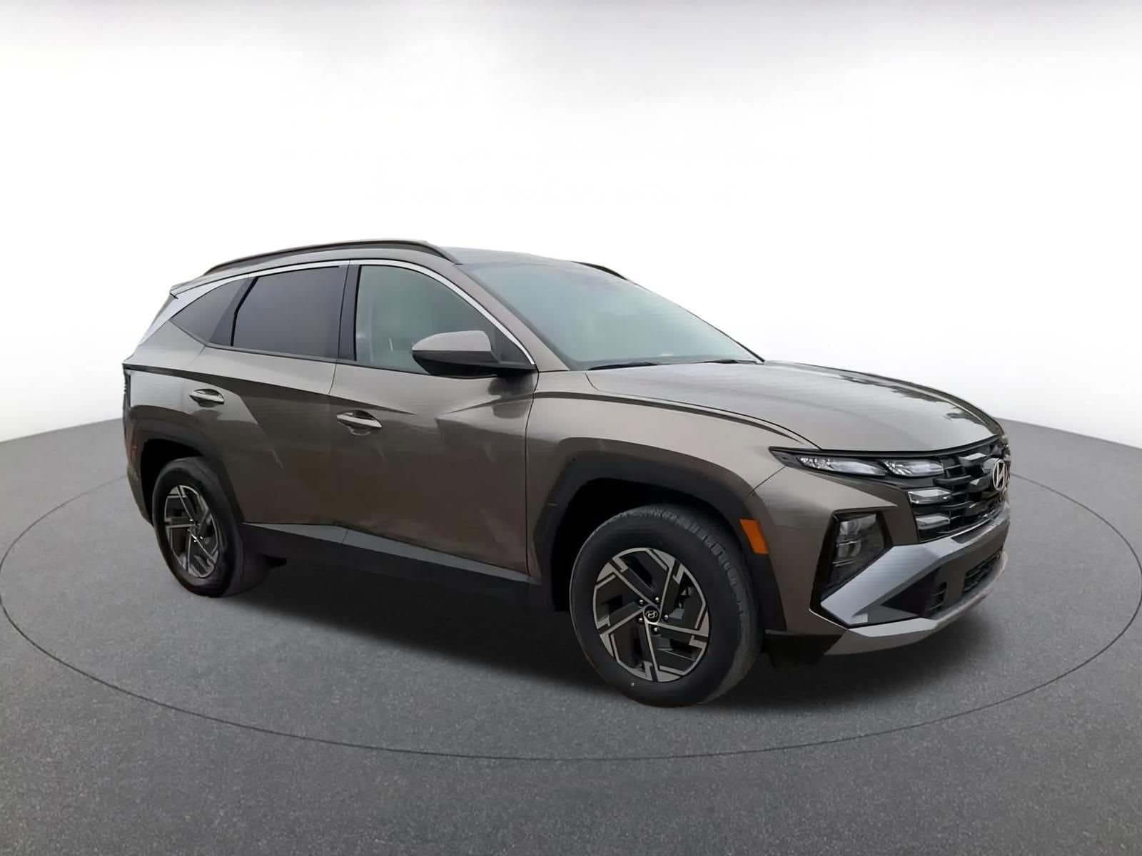 Thumbnail: 2025 Hyundai Tucson - 2