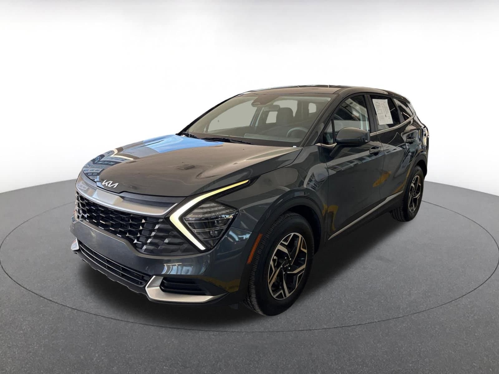 Thumbnail: 2025 Kia Sportage - 4