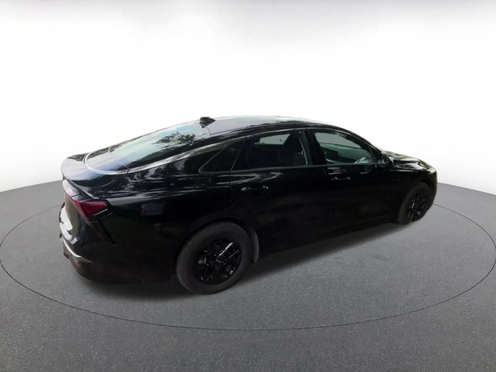 Thumbnail: 2025 Kia K5 - 12
