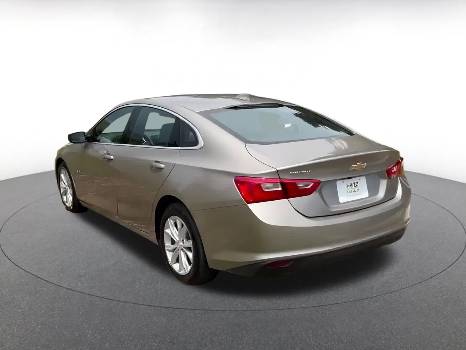 Thumbnail: 2024 Chevrolet Malibu - 11