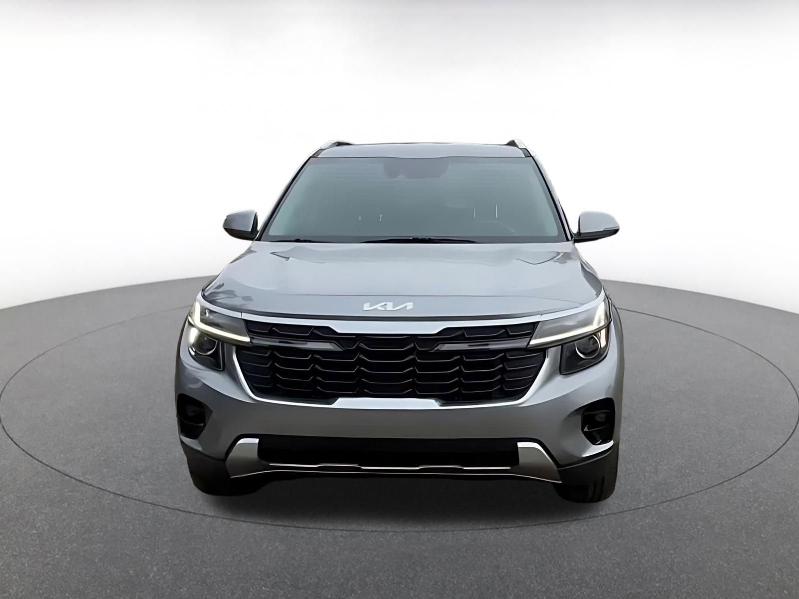 Thumbnail: 2025 Kia Seltos - 3