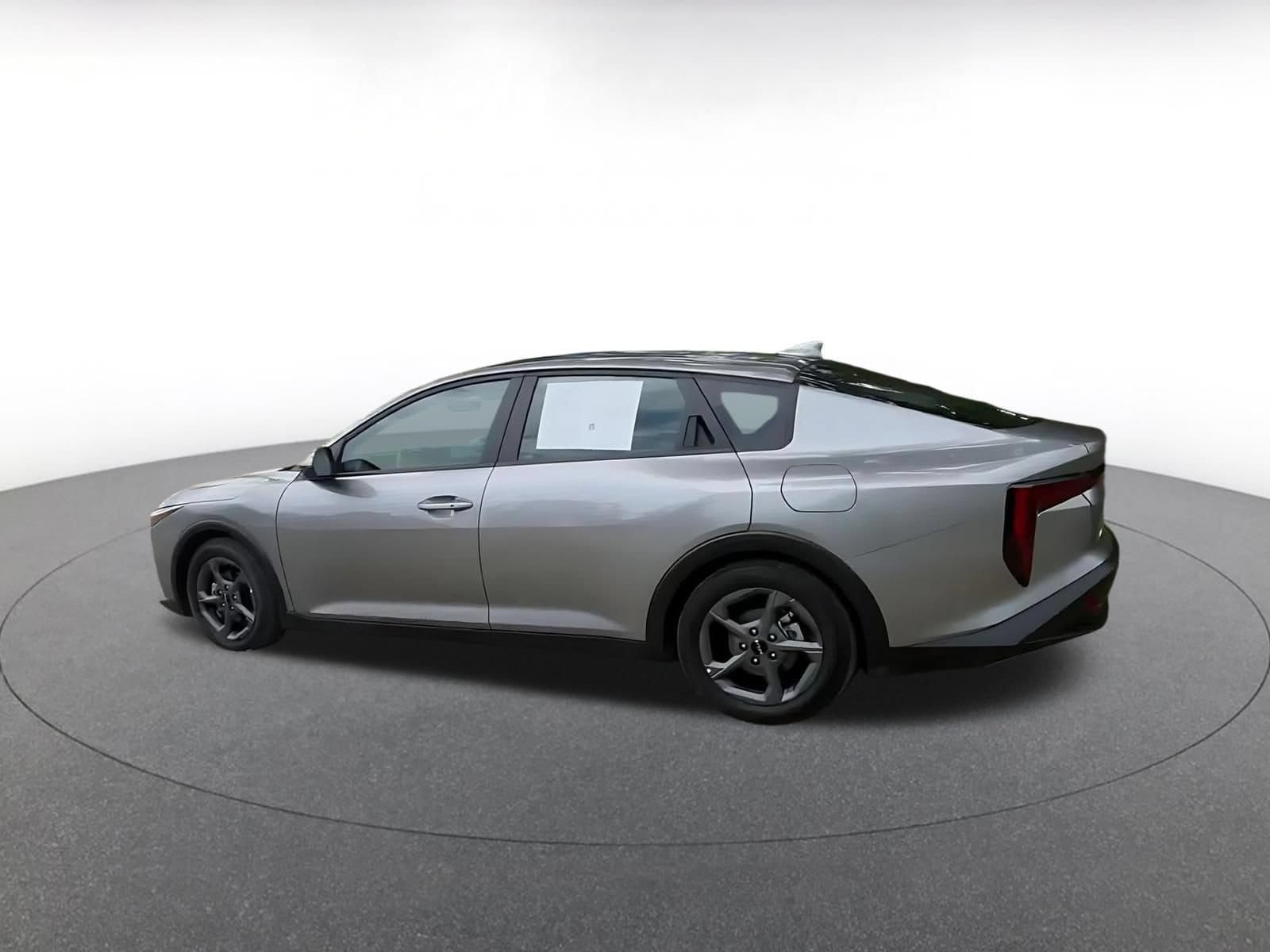 Thumbnail: 2025 Kia K4 - 10