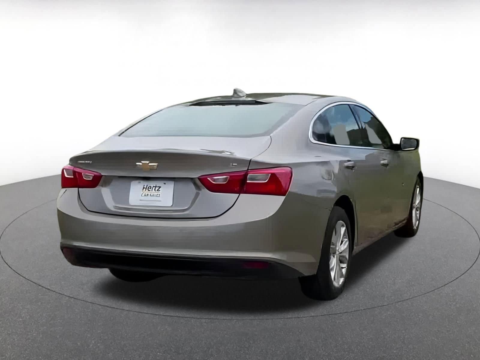 Thumbnail: 2024 Chevrolet Malibu - 14