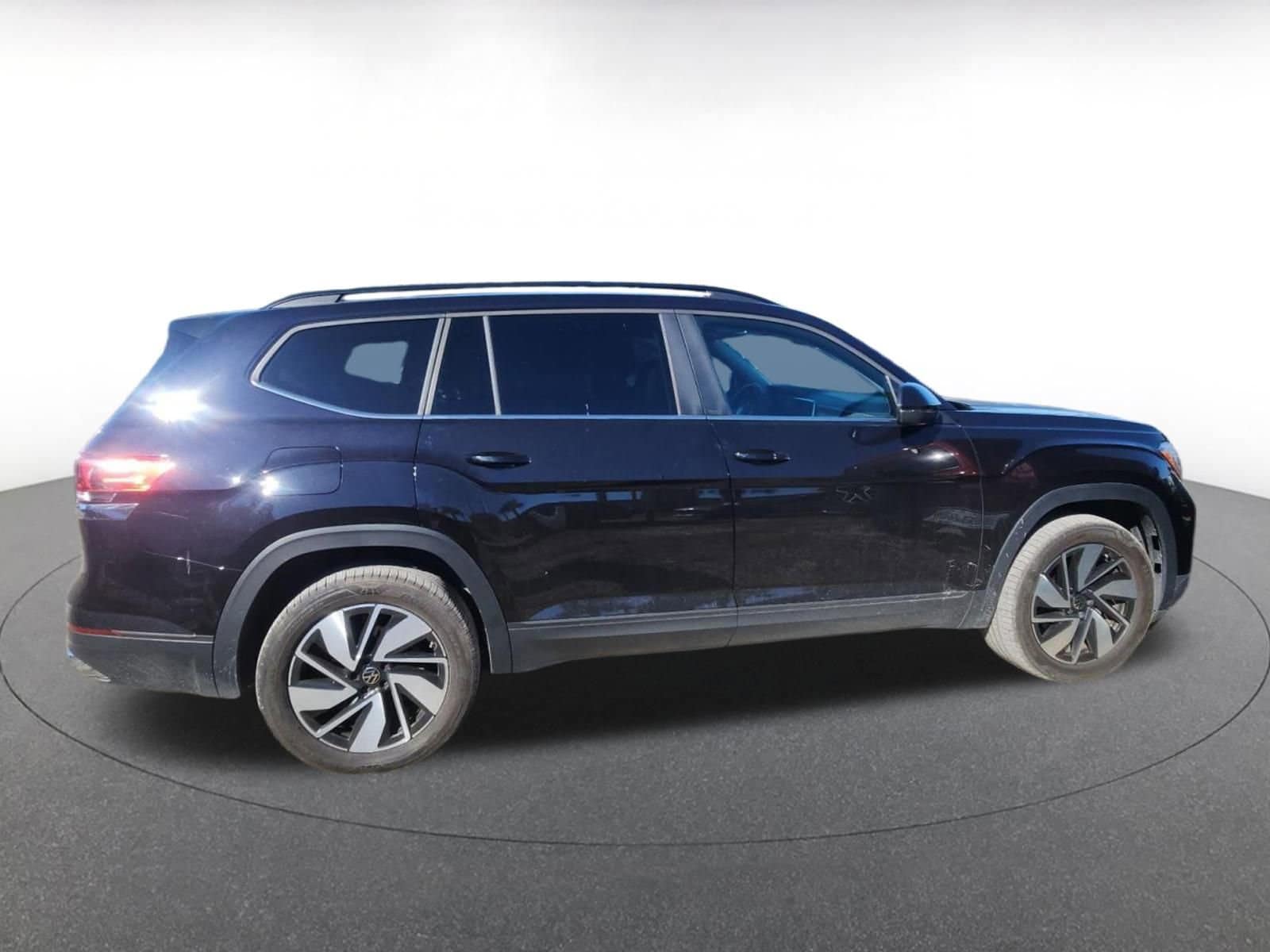 Thumbnail: 2025 Volkswagen Atlas - 23