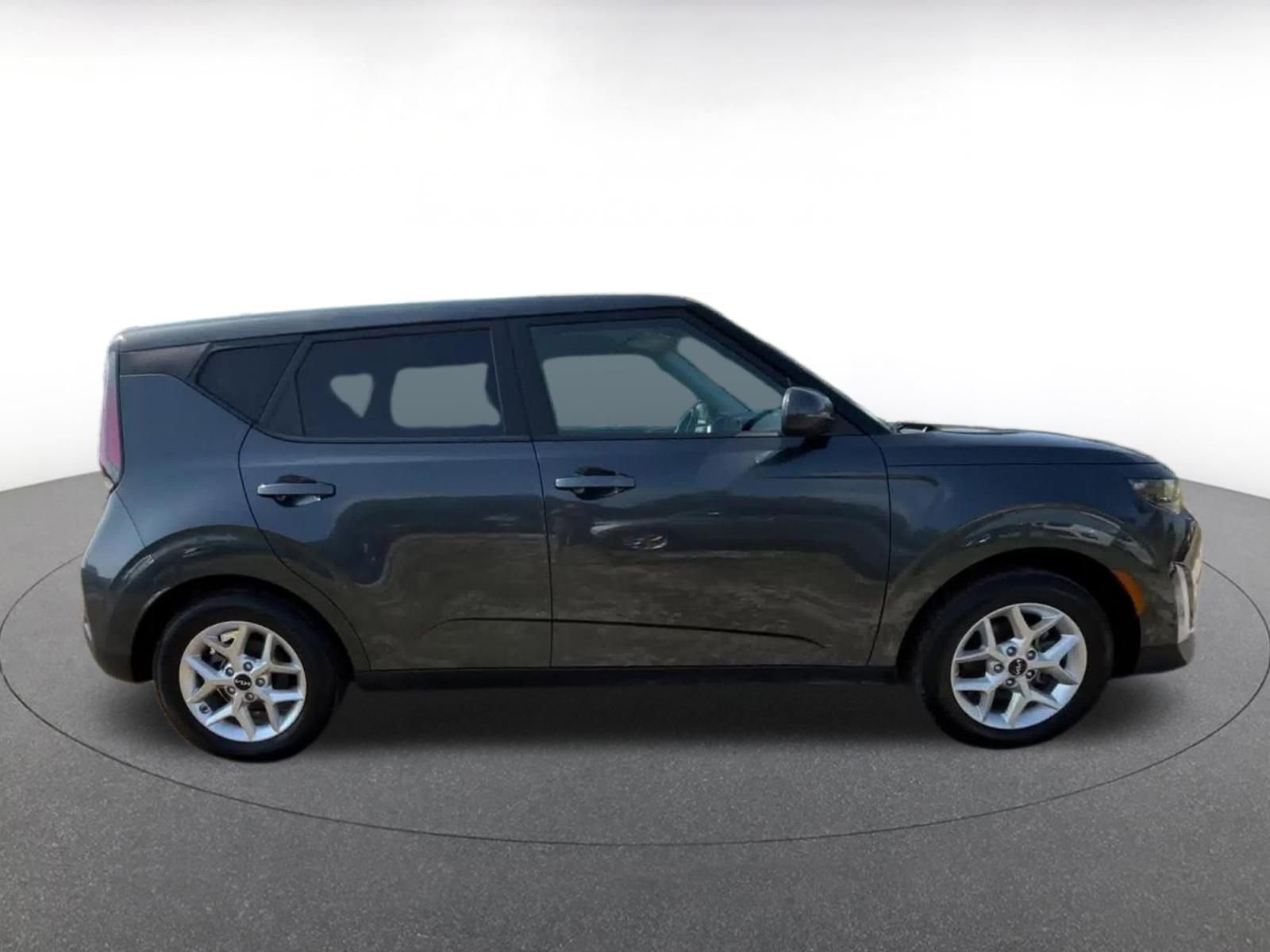 Thumbnail: 2025 Kia Soul - 16