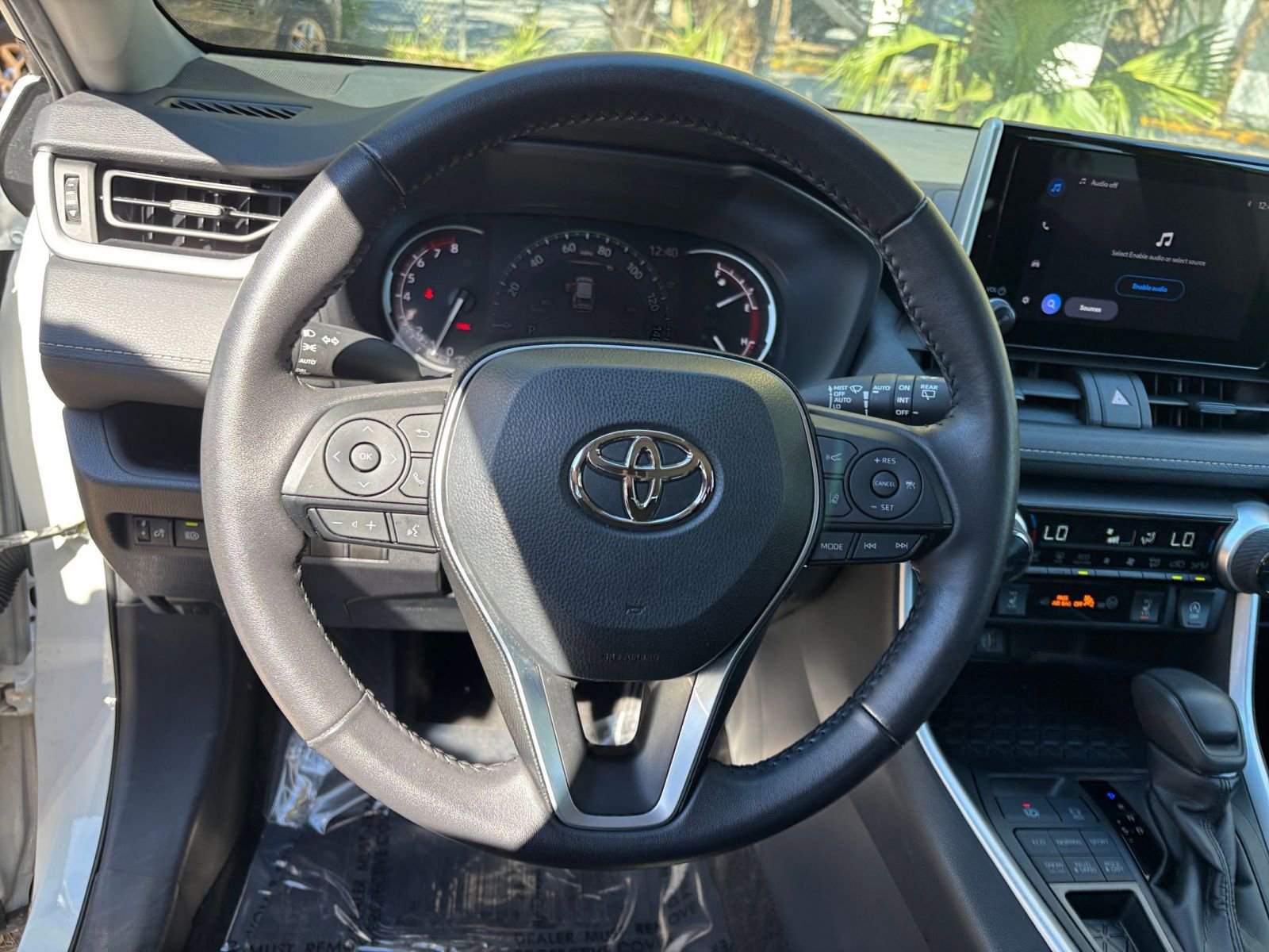 Thumbnail: 2024 Toyota RAV4 - 28