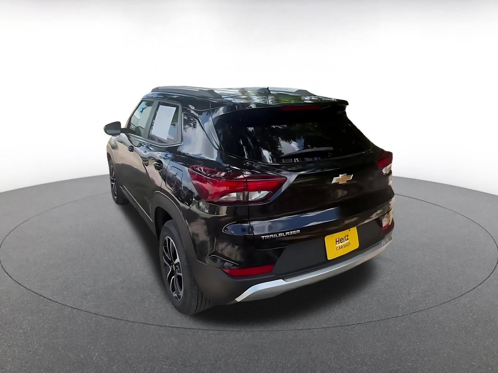 Thumbnail: 2025 Chevrolet TrailBlazer - 11