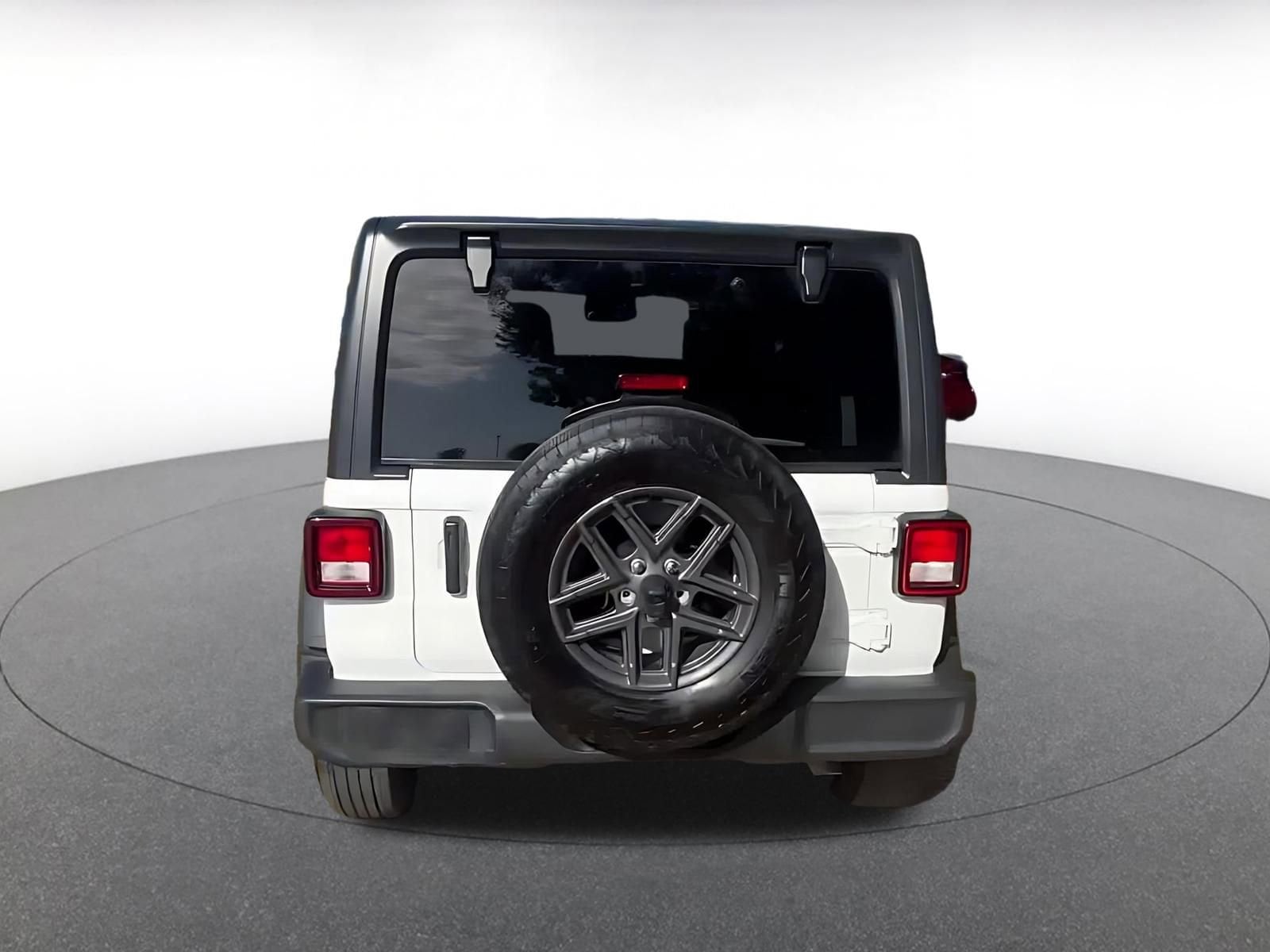 Thumbnail: 2025 Jeep Wrangler - 11