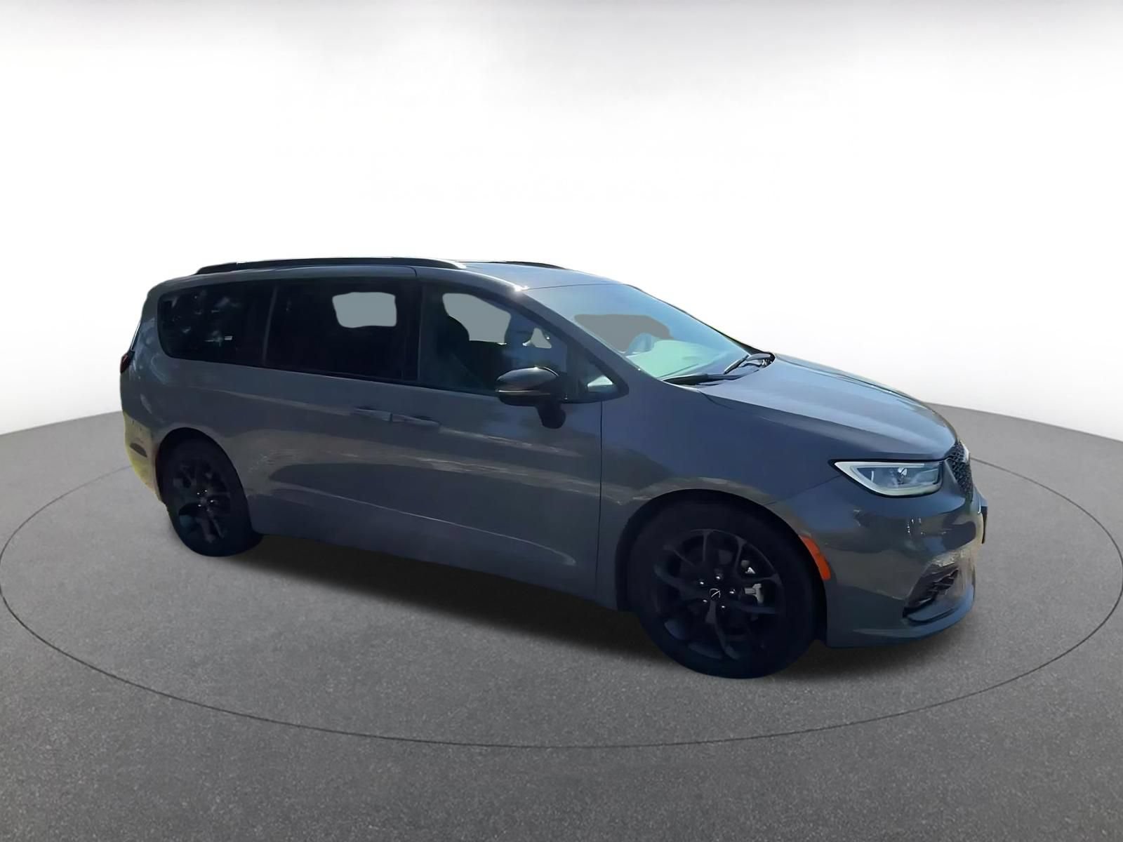 Thumbnail: 2025 Chrysler Pacifica - 2