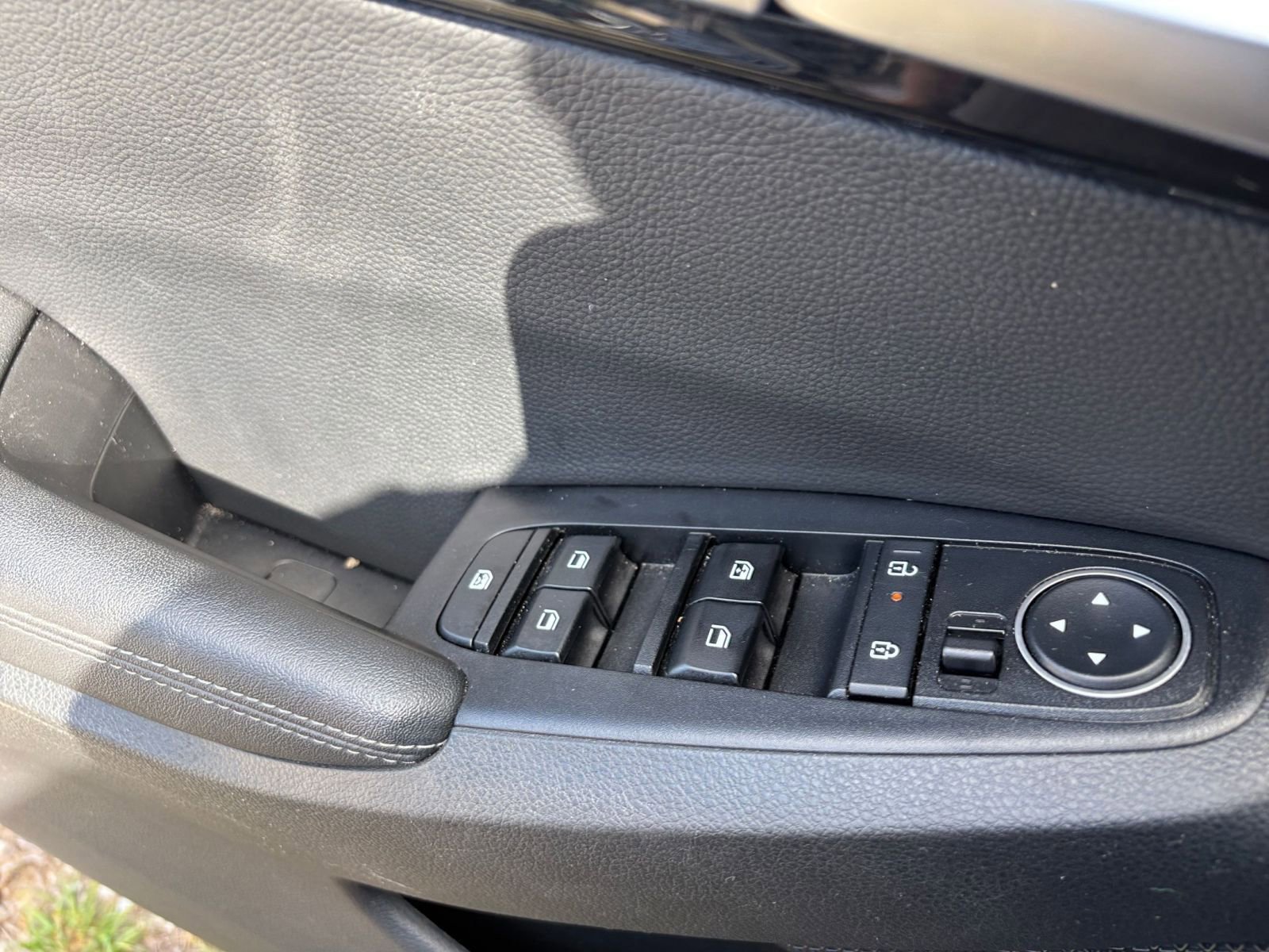 Thumbnail: 2025 Kia Seltos - 18