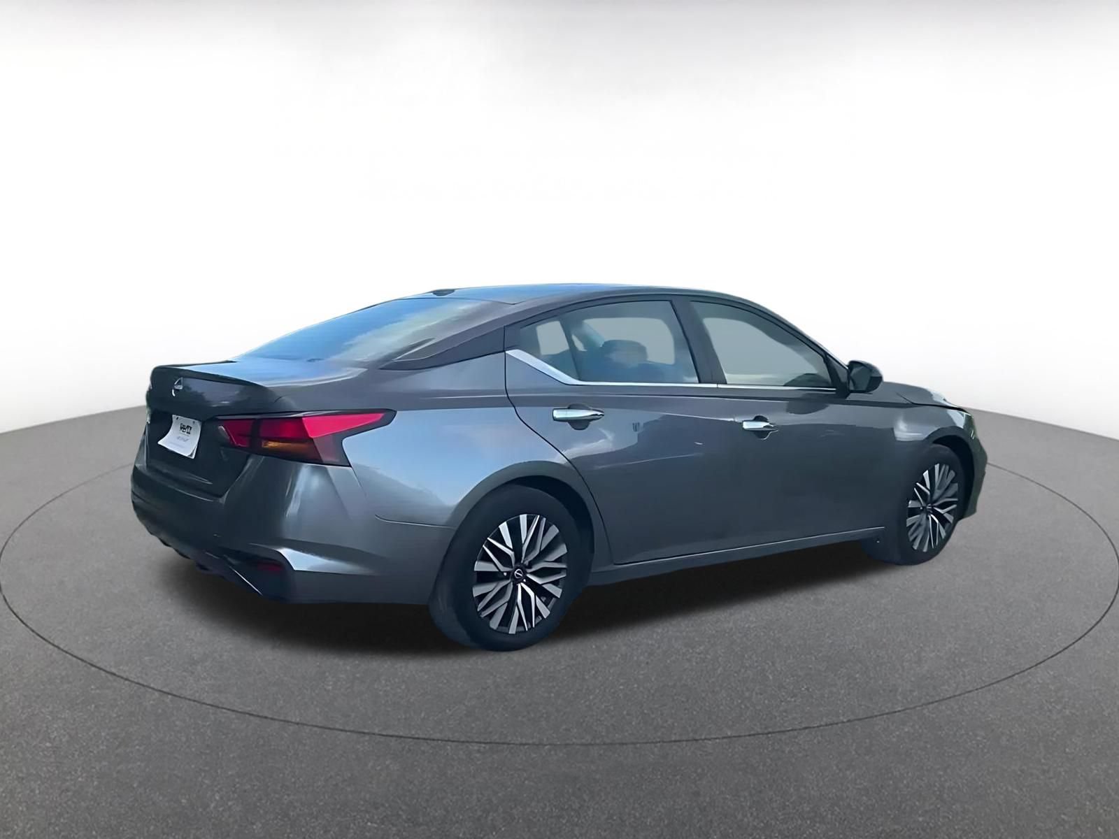 Thumbnail: 2025 Nissan Altima - 15