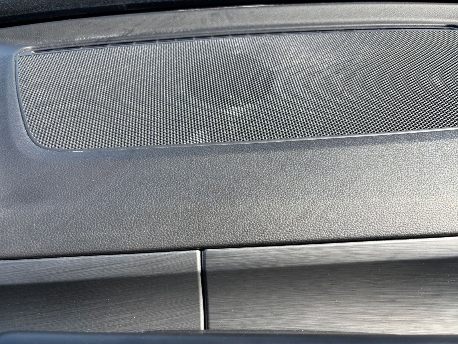 Thumbnail: 2025 Volkswagen Atlas - 18