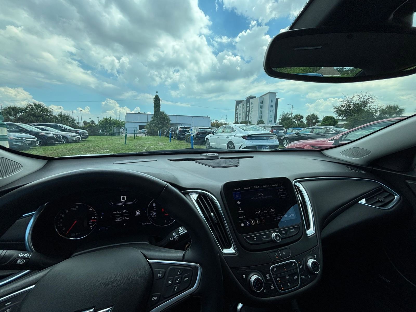 Thumbnail: 2024 Chevrolet Malibu - 33