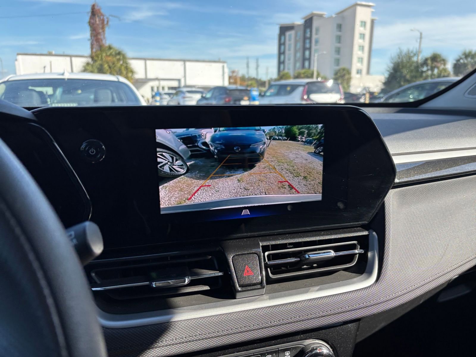 Thumbnail: 2025 Chevrolet TrailBlazer - 18