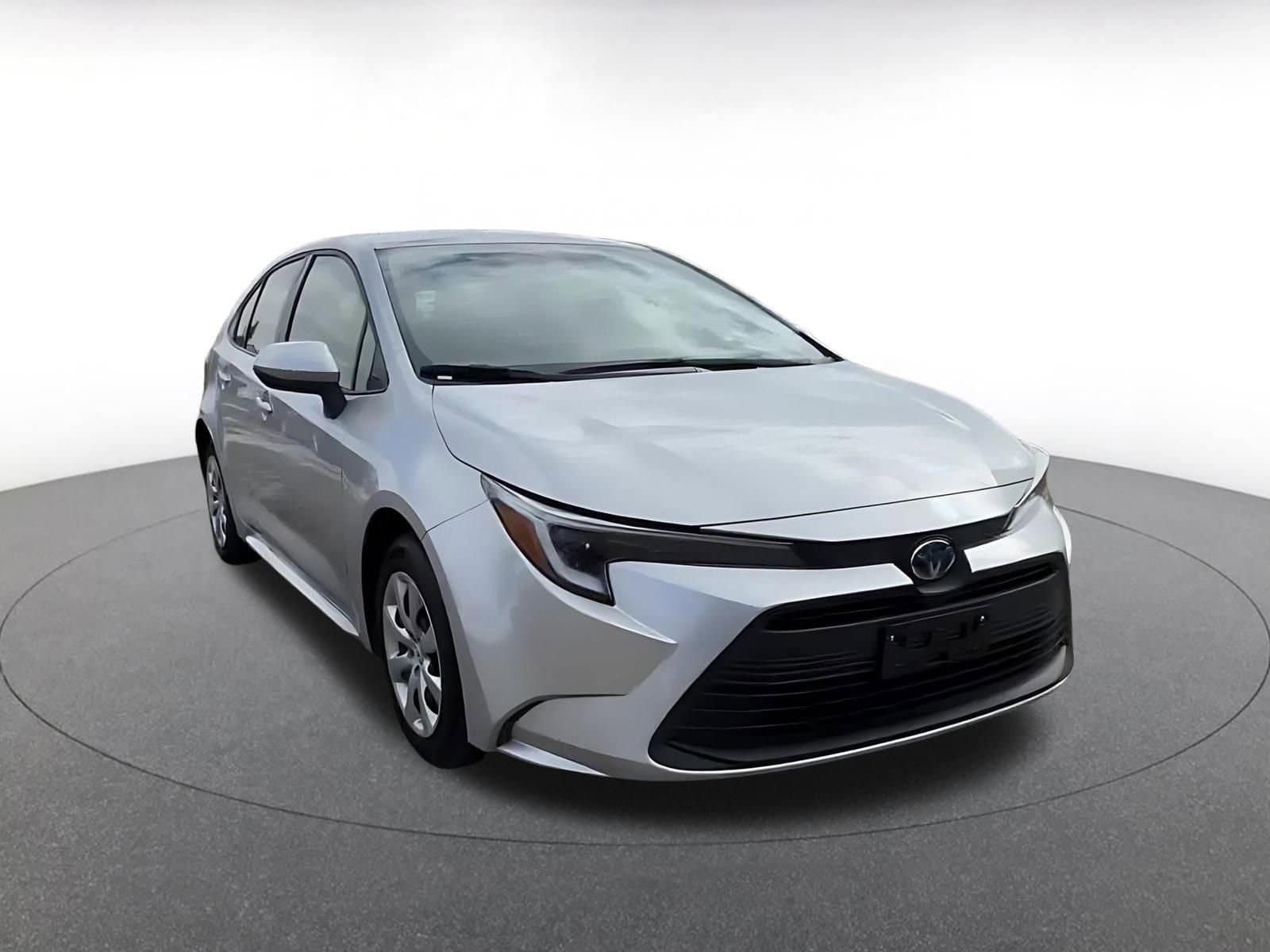 Thumbnail: 2025 Toyota Corolla - 2