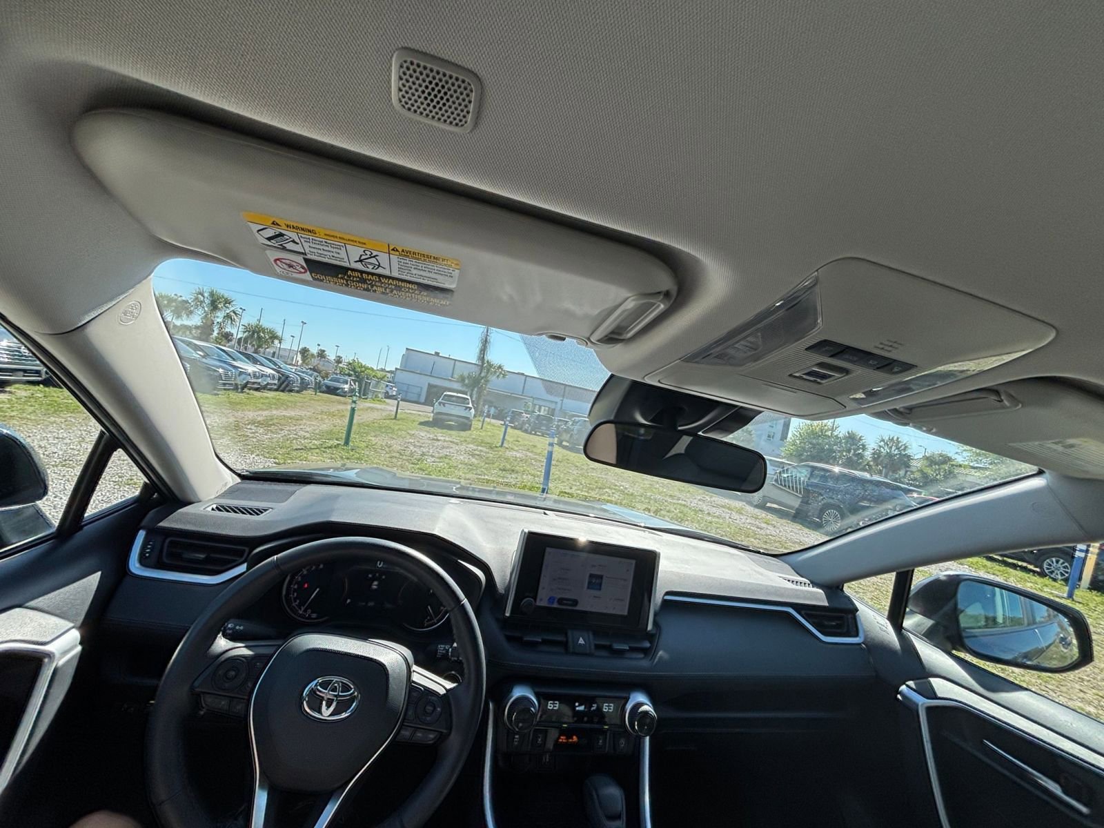 Thumbnail: 2025 Toyota RAV4 - 34