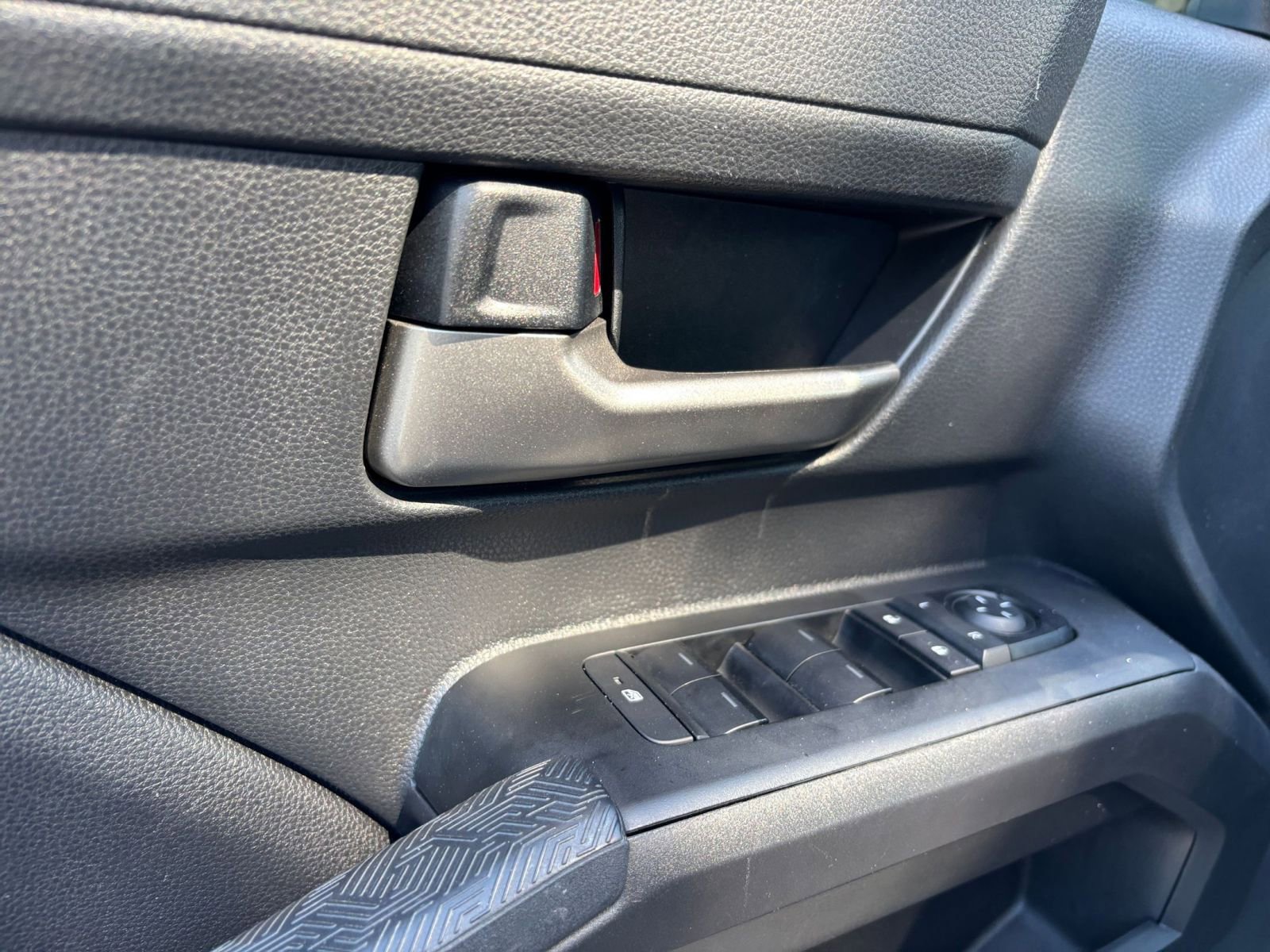 Thumbnail: 2025 Toyota Tacoma - 18