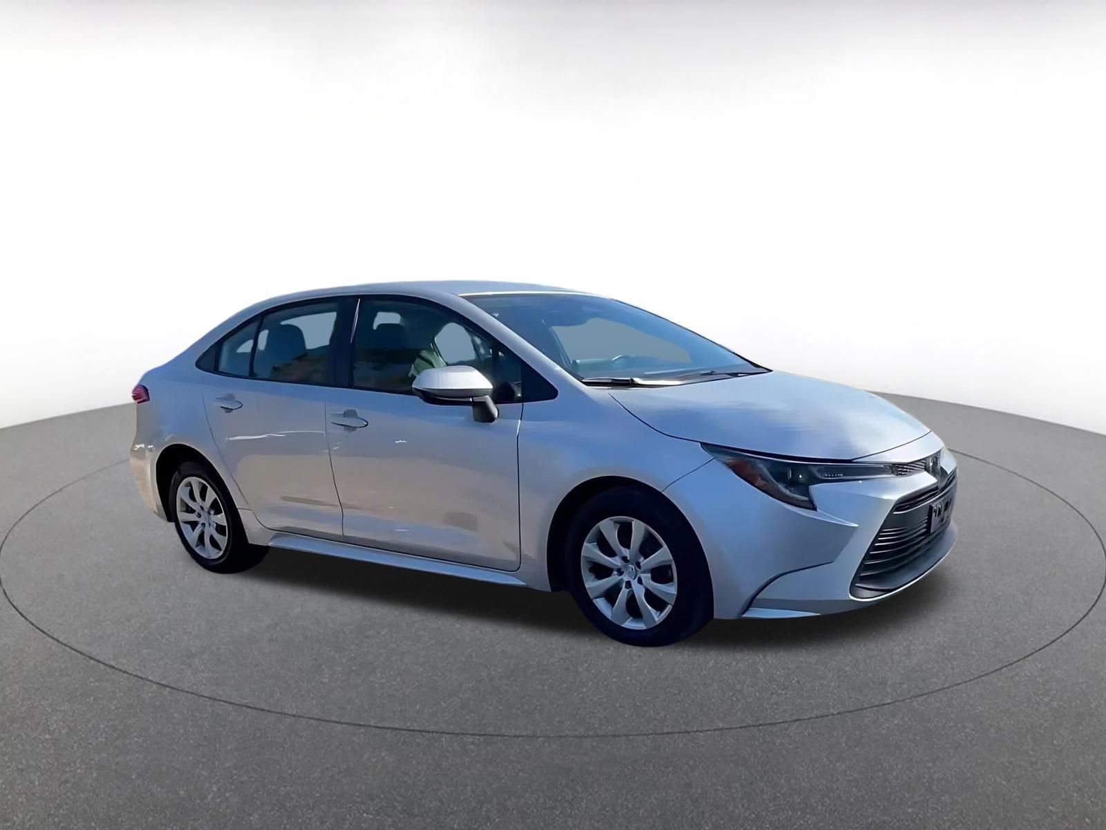 Thumbnail: 2025 Toyota Corolla - 2