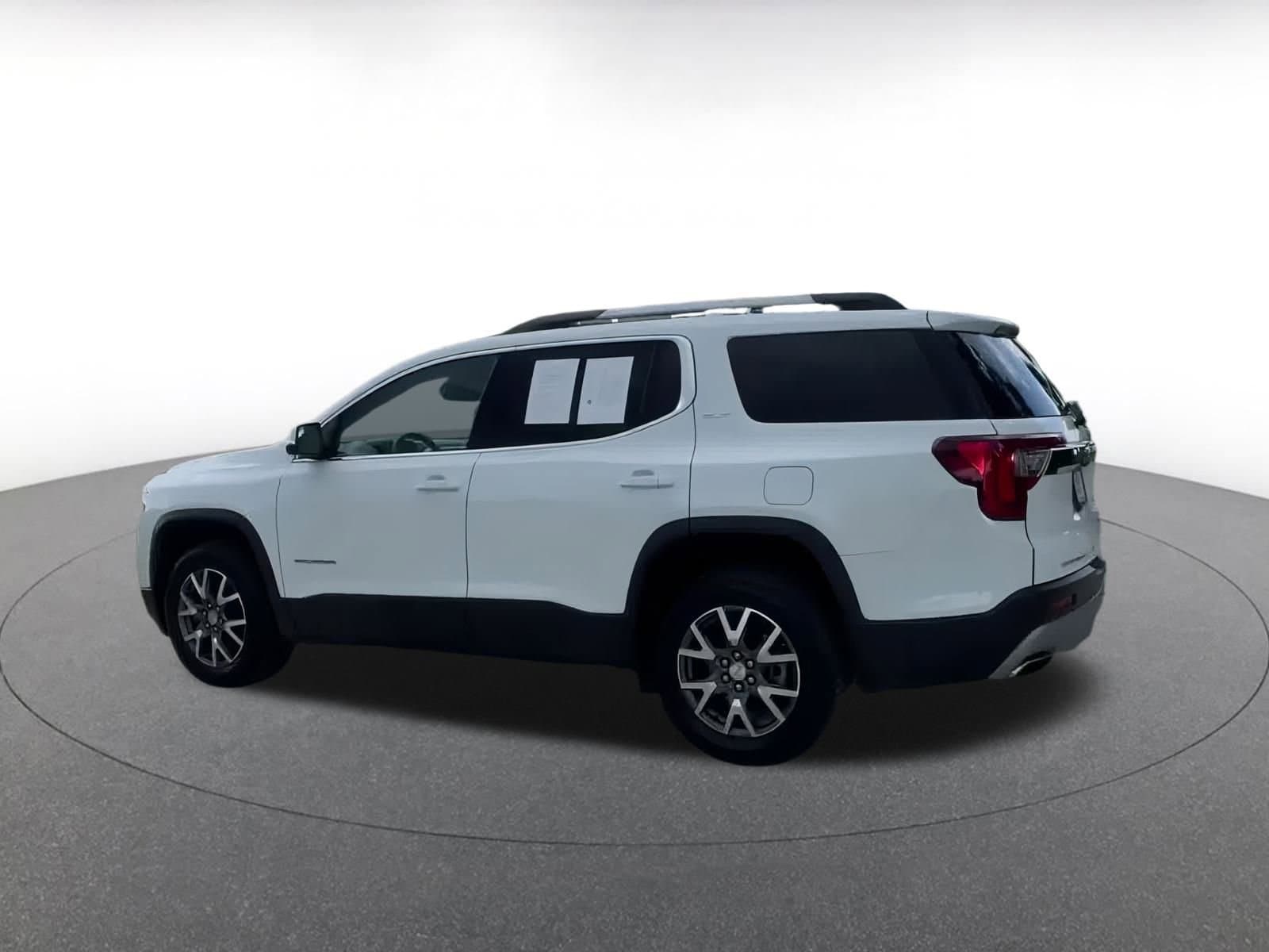 Thumbnail: 2023 GMC Acadia - 8