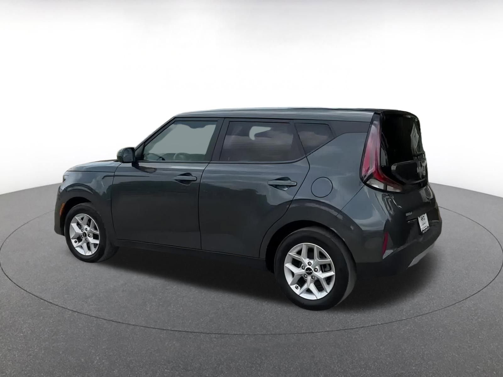 Thumbnail: 2023 Kia Soul - 8