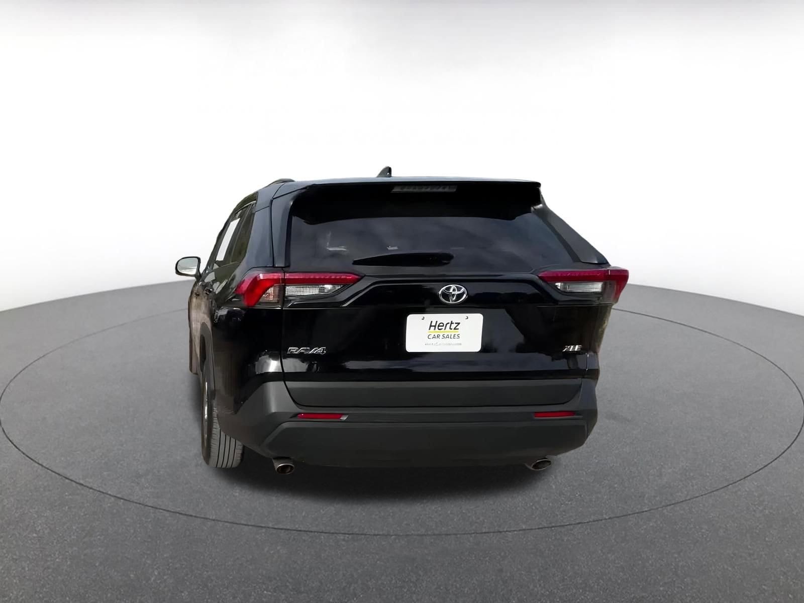 Thumbnail: 2025 Toyota RAV4 - 12