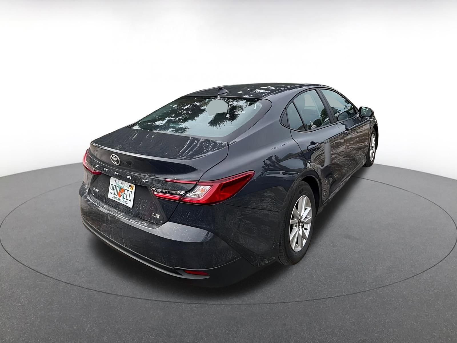 Thumbnail: 2025 Toyota Camry - 7